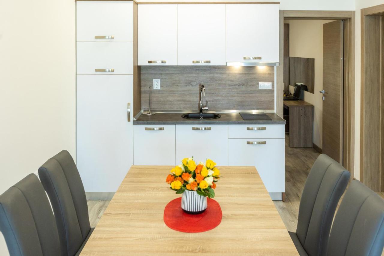 Maris Apartment