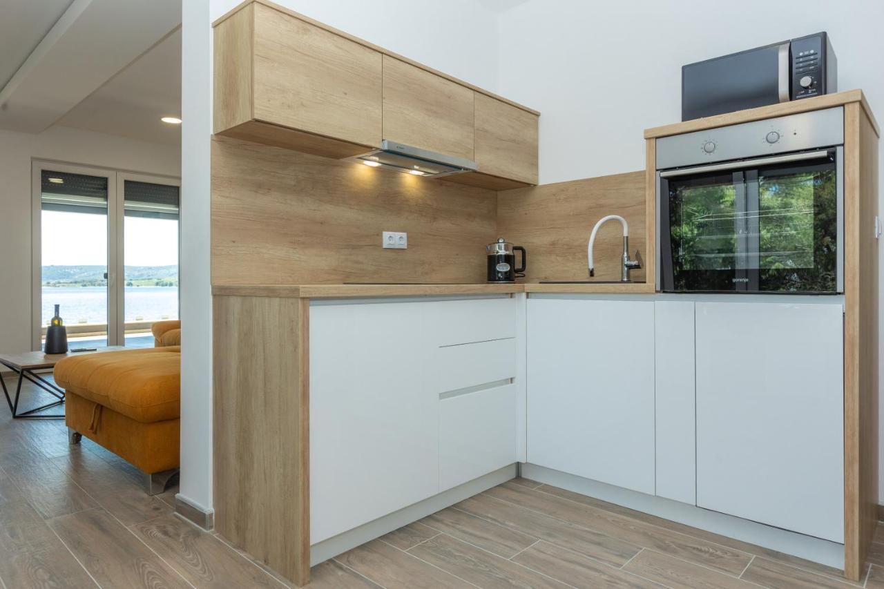 Maris Apartment